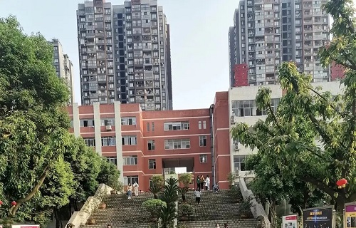 校園環(huán)境